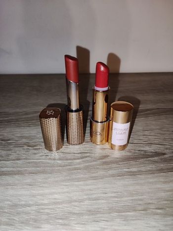 Lot de 2 rouges à lèvres rouge Kiko