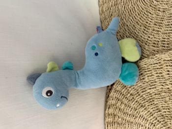 DOUDOU DINOSAURE dragon bleu Gris SUCRE D'ORGE