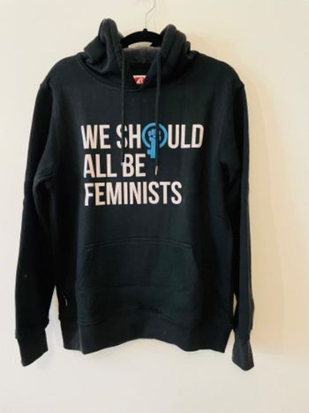 Sweet We should all be feminists TS neuf sans étiquette