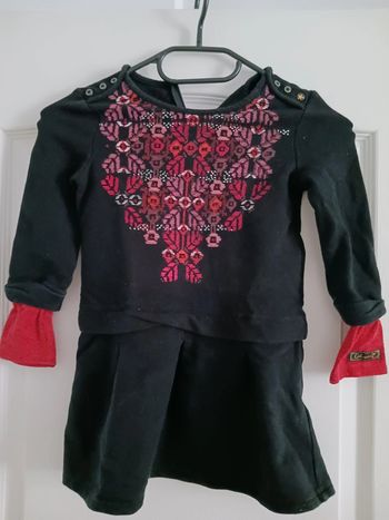 Robe catimini 4 ans noir