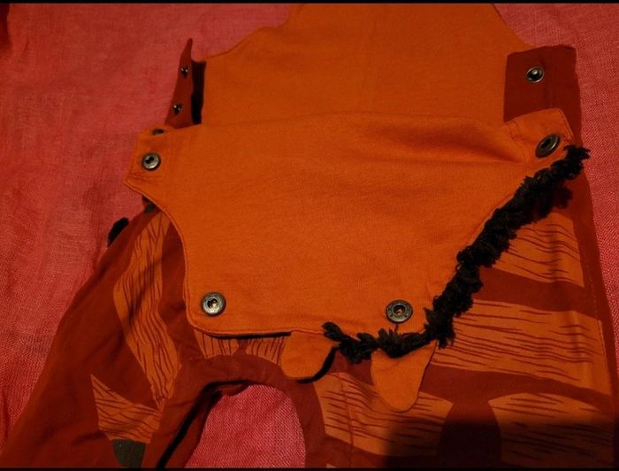 Adorable salopette girafe doublée 3 mois 59 cm + chaussettes offertes - photo numéro 9