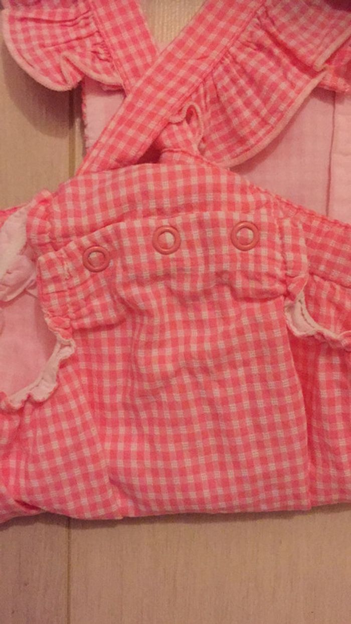 Barboteuse rose vichy H&M 2/4 mois - 62 cm - photo numéro 4