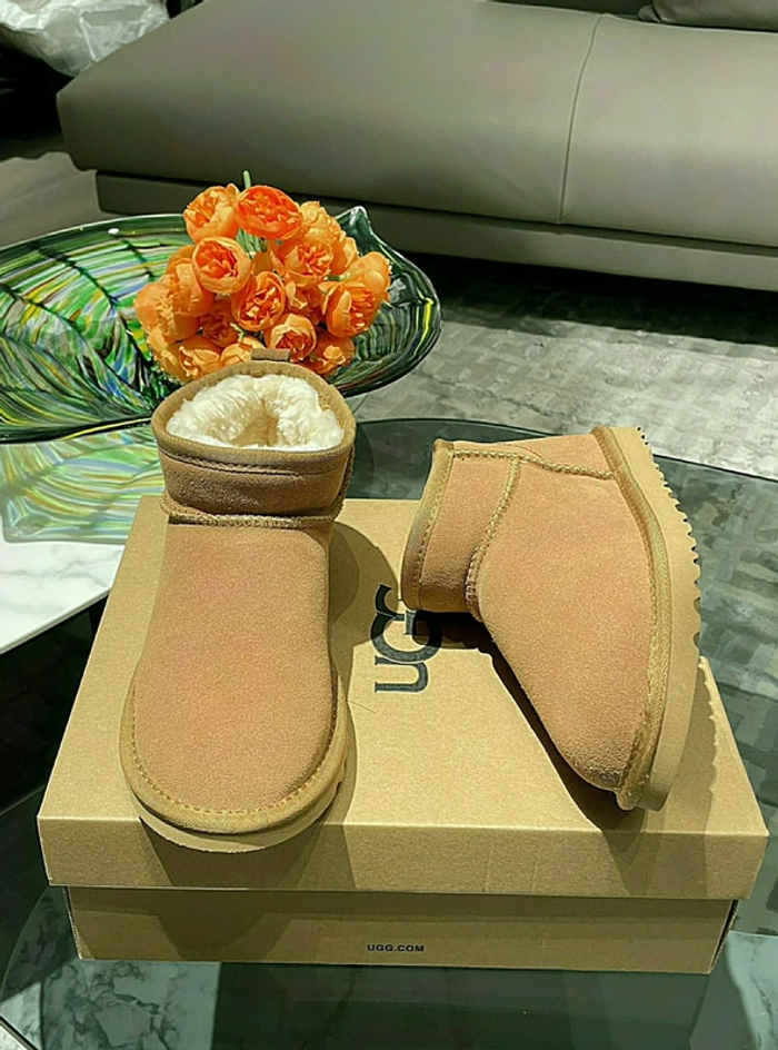 Bottes UGG Mini Marron 40 - photo numéro 3