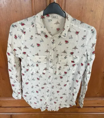 🌸jolie chemisier cœurs et roses S🌸