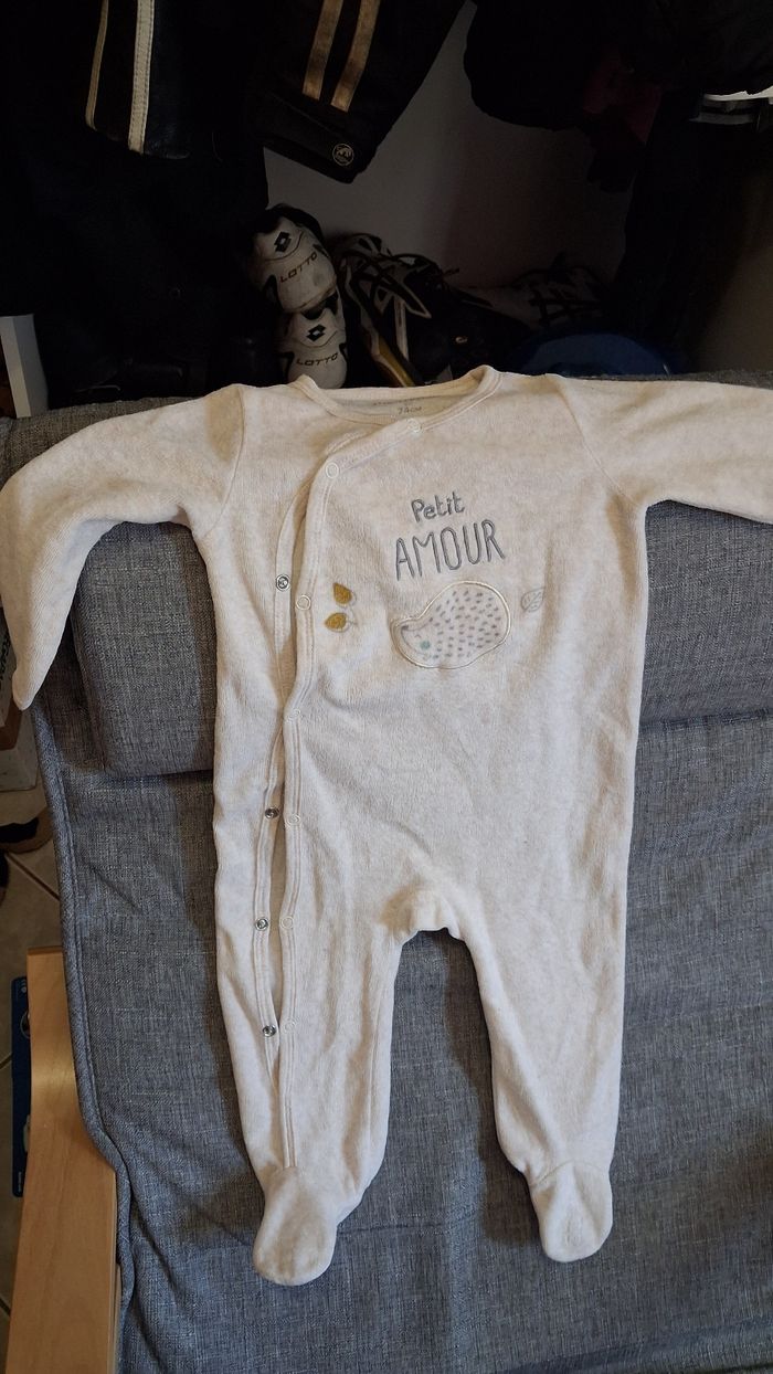 Lot pyjamas 9 mois - photo numéro 5