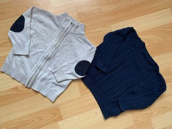 Lot 1 gilet et 1 pull 12 mois