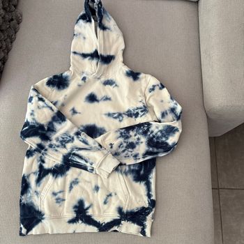 Pull capuche