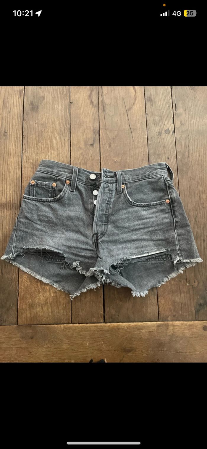 Short levi’s