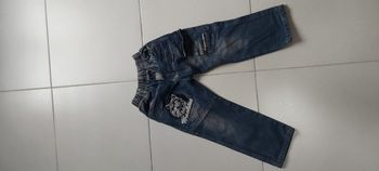 Jeans avec motif chien