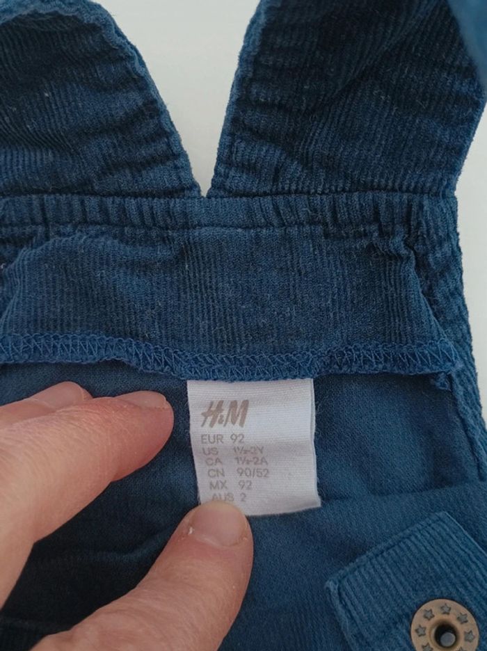 Robe salopette taille 18 mois en très bon état - photo numéro 2