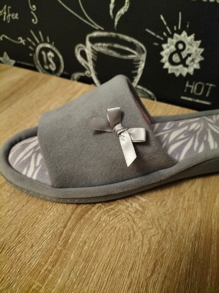 Pantoufles Isotoner - photo numéro 5