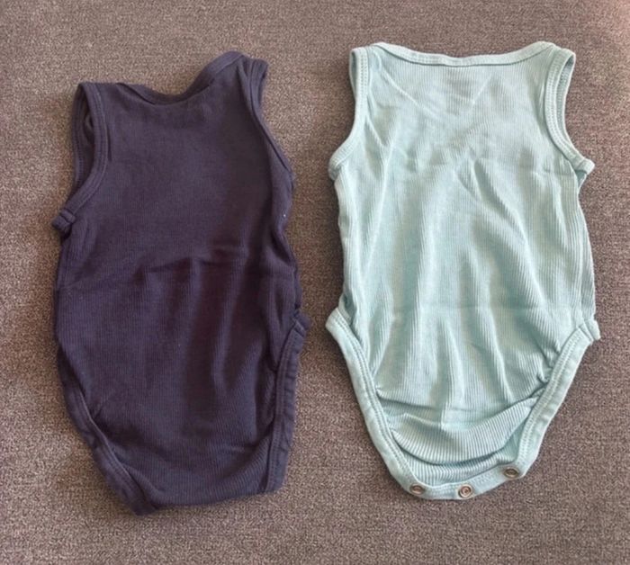 Bodies 1 mois - photo numéro 2