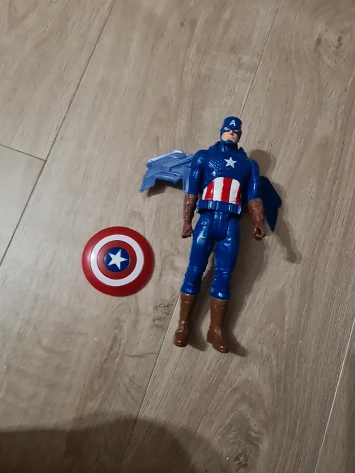 Figurine marvel 30cms capitaine america - photo numéro 2