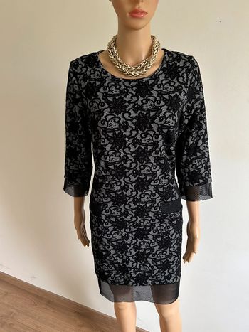 Robe grise et noire à manches 3/4 Molly Bracken taille unique TBE (taille grand)