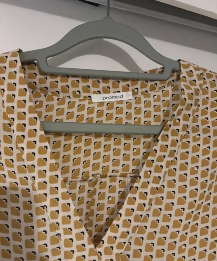 Lot de 2 blouses femme - Taille 38 - Très bon état - photo numéro 9
