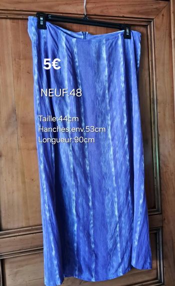 Jupe longue  NEUVE taille 48