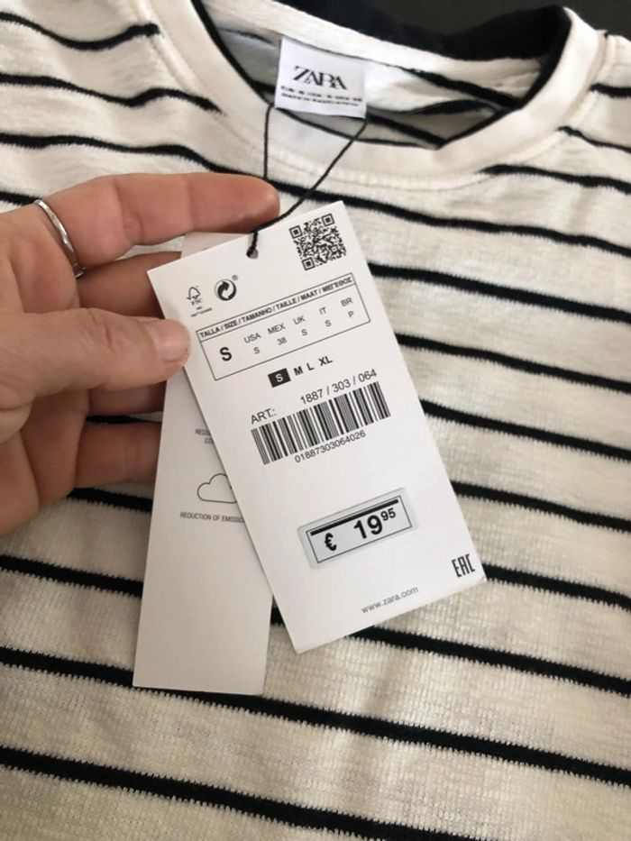 Tee shirt manches longues neuf - photo numéro 4