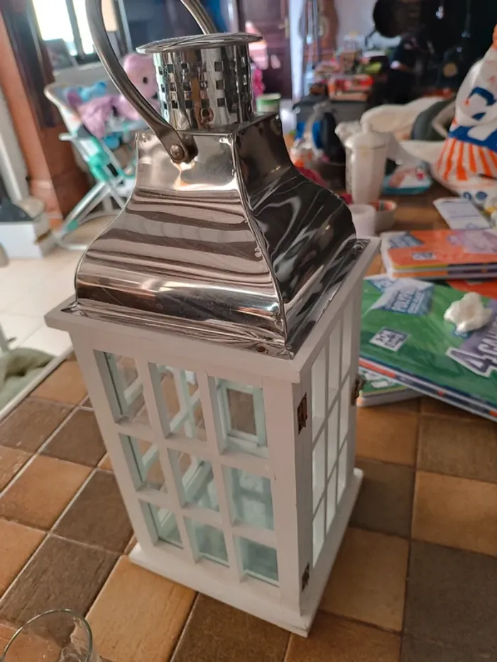 Lanterne en bois avec toit en métal - photo numéro 6