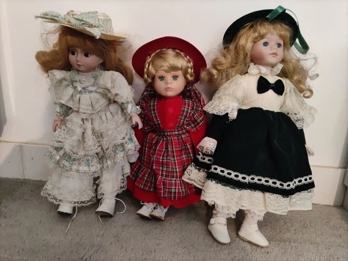 Lot de poupées porcelaine collection