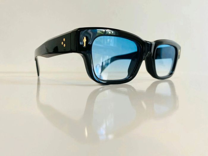 Lunette de soleil mixte noire verres bleus dégradés UV protection catégorie 1 - photo numéro 7