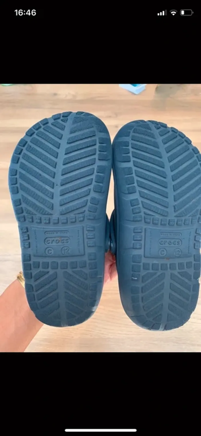 Crocs taille 29/30 - photo numéro 3