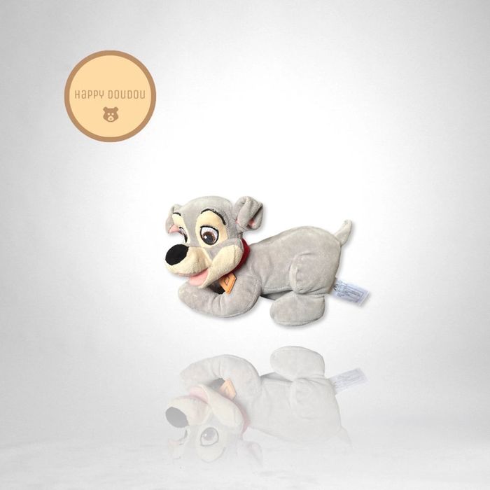 Peluche Chien gris Clochard Disney Nicotoy A1032