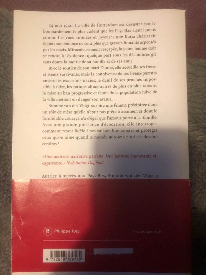 La ville dévastée - Simone van der Vlugt - photo numéro 2