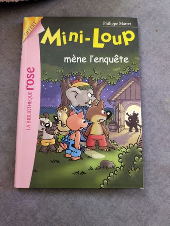 Mini-Loup mène l'enquête 