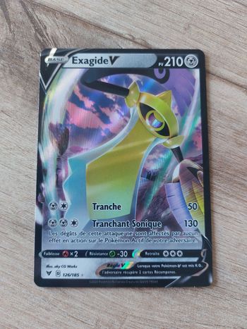 Carte pokemon Exagide V 126/185 Voltage éclatant
