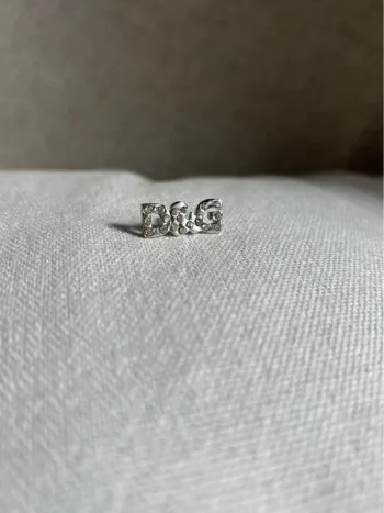 Broche D&G en strass