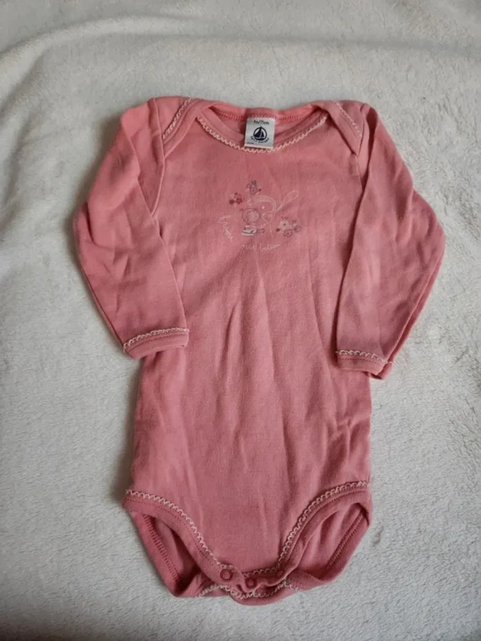 Joli body bebe fille rose manches longues automne hiver Petit Bateau 9 mois