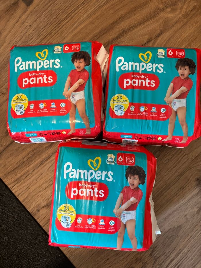 96 couches Pampers pants neuf taille 6 - photo numéro 4