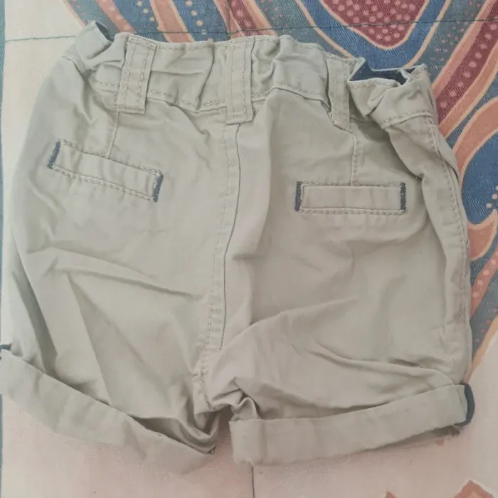 Short beige garçon - photo numéro 2