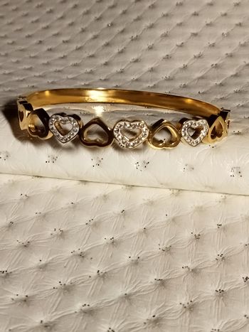 tres beau bracelet , pour femme