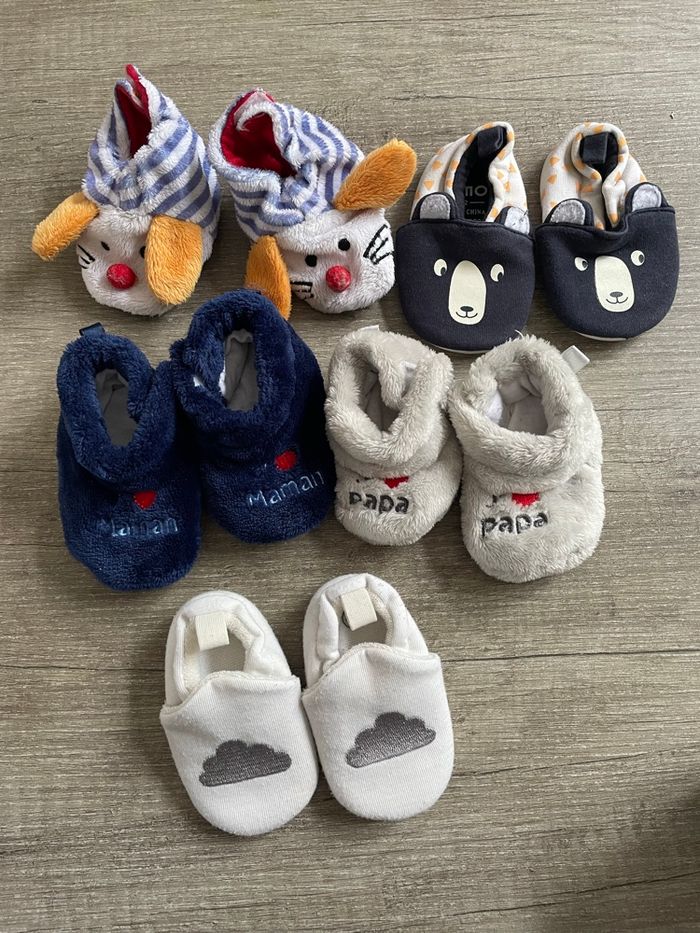Lot 5 paires chaussons bébé