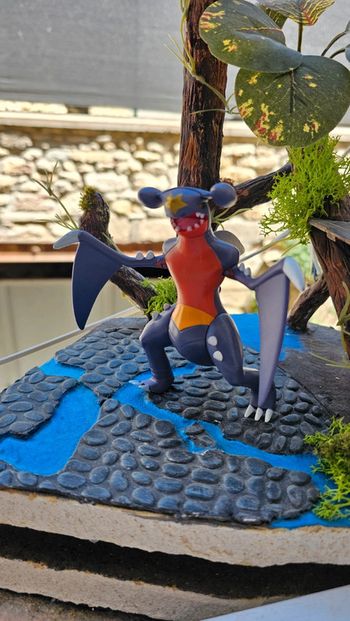 Super figurine Pokemon Nintendo carchacrok