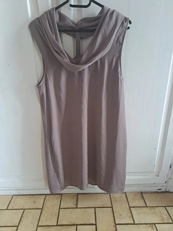 Magnifique robe doublée marron clair à strass au dos grand col pour des occasions L