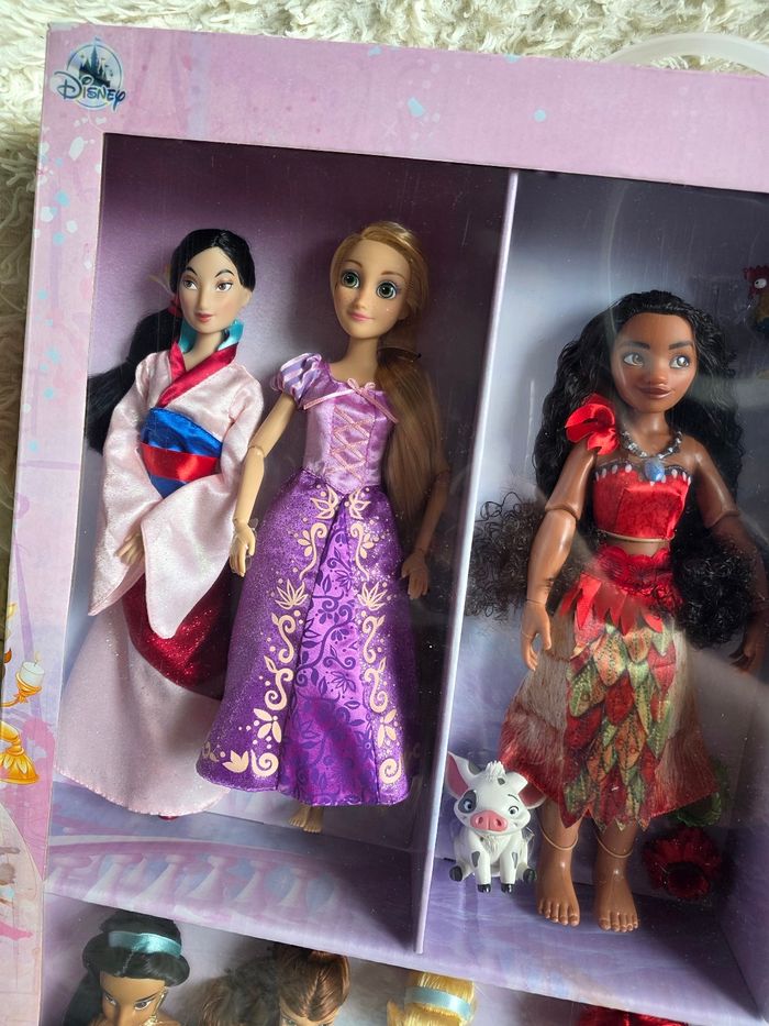 Poupee barbie disney princesse mulan raiponce vaiana blanche neige aurore jasmine belle cendrillon ariel pocahontas tiana disneyland paris - photo numéro 2