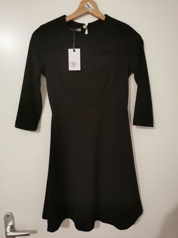 Petite robe noire neuve Relish