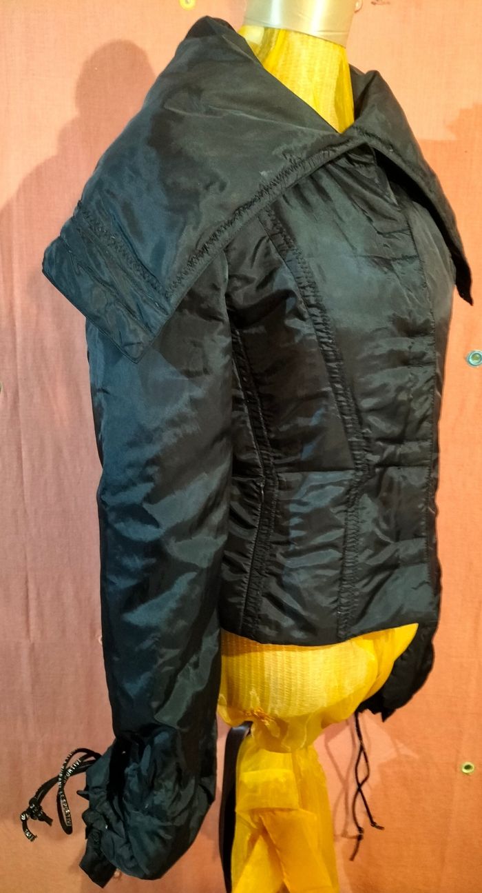 Blouson taille S - photo numéro 3