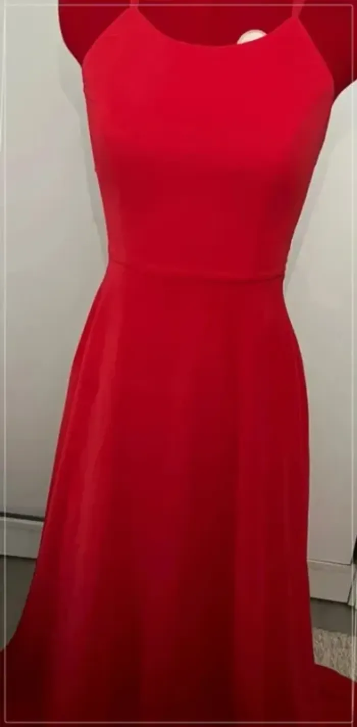 Robe longue rouge dos nu lacé Eva Brazzi - photo numéro 2