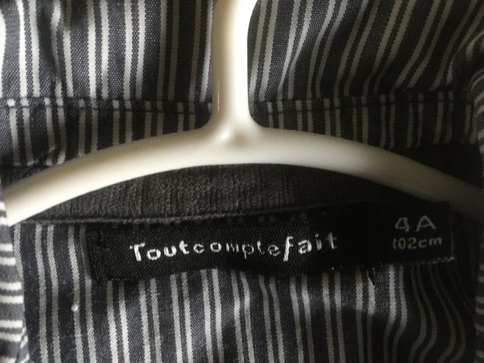 Chemise manches longues Tout Compte Fait 4 ans – Excellent état - photo numéro 4