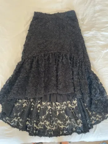 Jupe longue à volant Zara