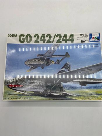 Italeri maquette  Gotha Go 242/244