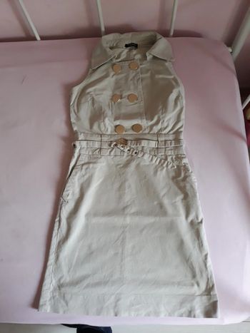 Robe sinequanone