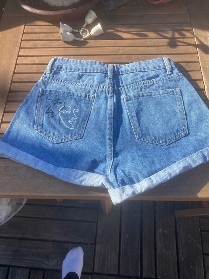 Short jeans T 34 - photo numéro 3
