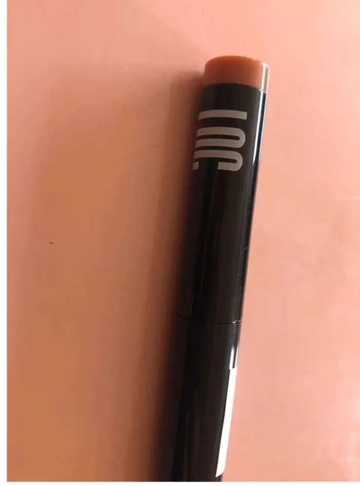 Rouge à lèvres Love of color neuf - photo numéro 1