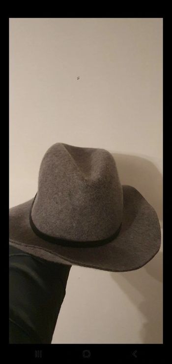 Chapeau en feutrine  femme