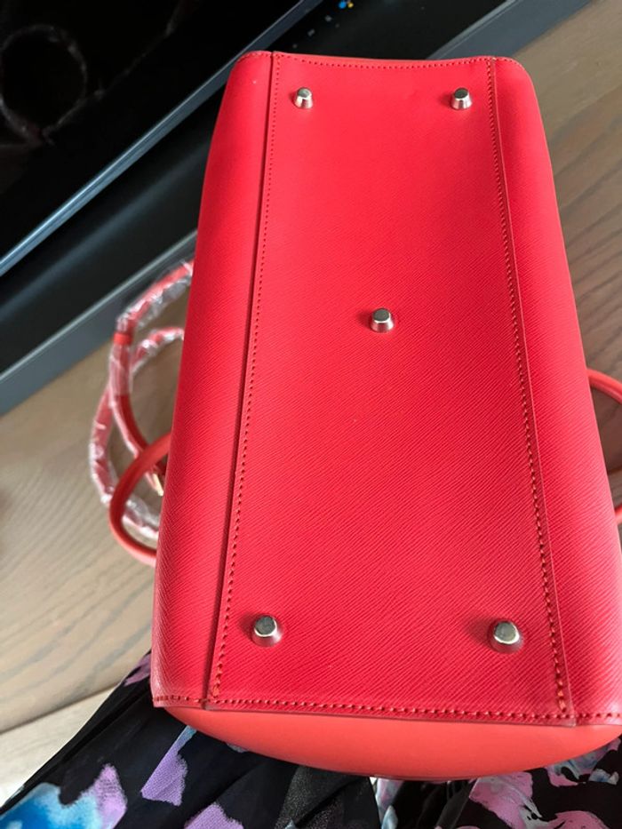 Superbe sac Lancaster tout cuir épaulé ou main rouge orange état neuf - photo numéro 4