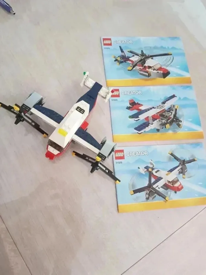 Lego Créator N°31020